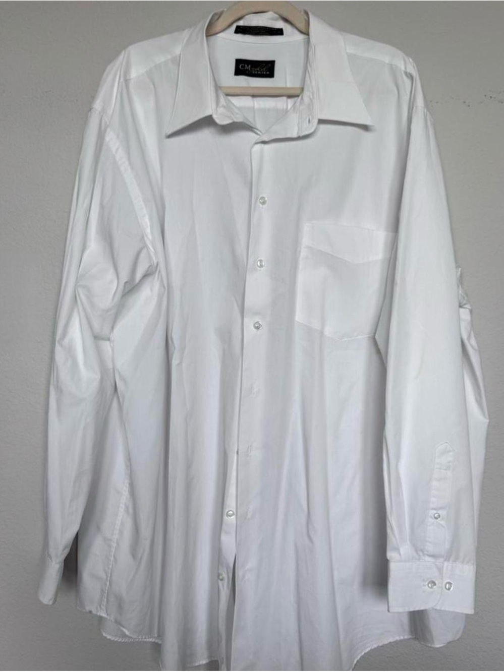 Classic Men's White Long-Sleeve Dress Shirt